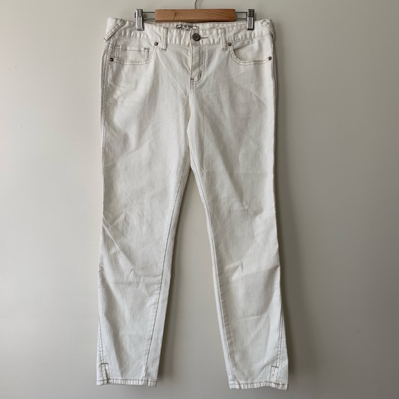 Free People Denim - Free People Casual Cropped Skinnies In White